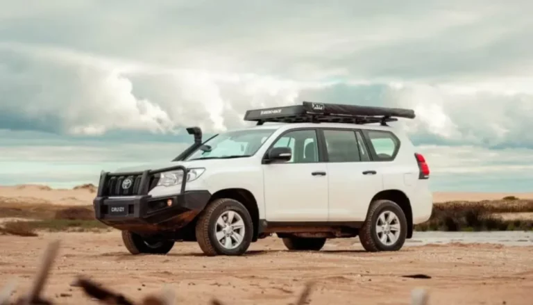 Best Cars for Long Road Trips: Ultimate Guide for Comfort, Mileage & Performance