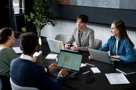 Revolutionising Human Resource Management Systems in Modern Enterprises
